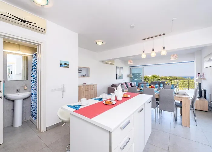 Ayia Triada View Villa